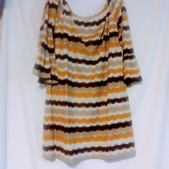 Off The ShoulderTaupe Mustard Dress - Picture 6 of 10